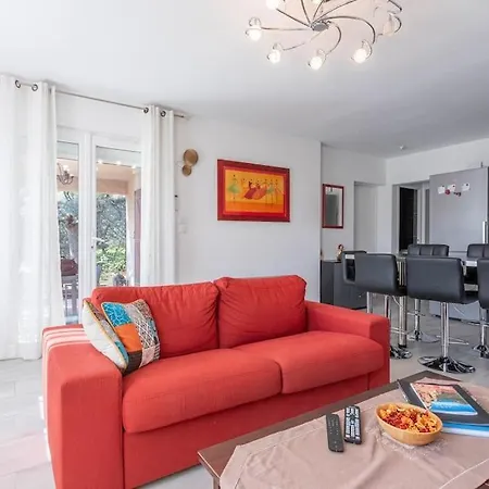 Rez 65m2 5 Min Centre Plages