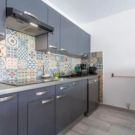 Rez 65m2 5 Min Centre Plages
